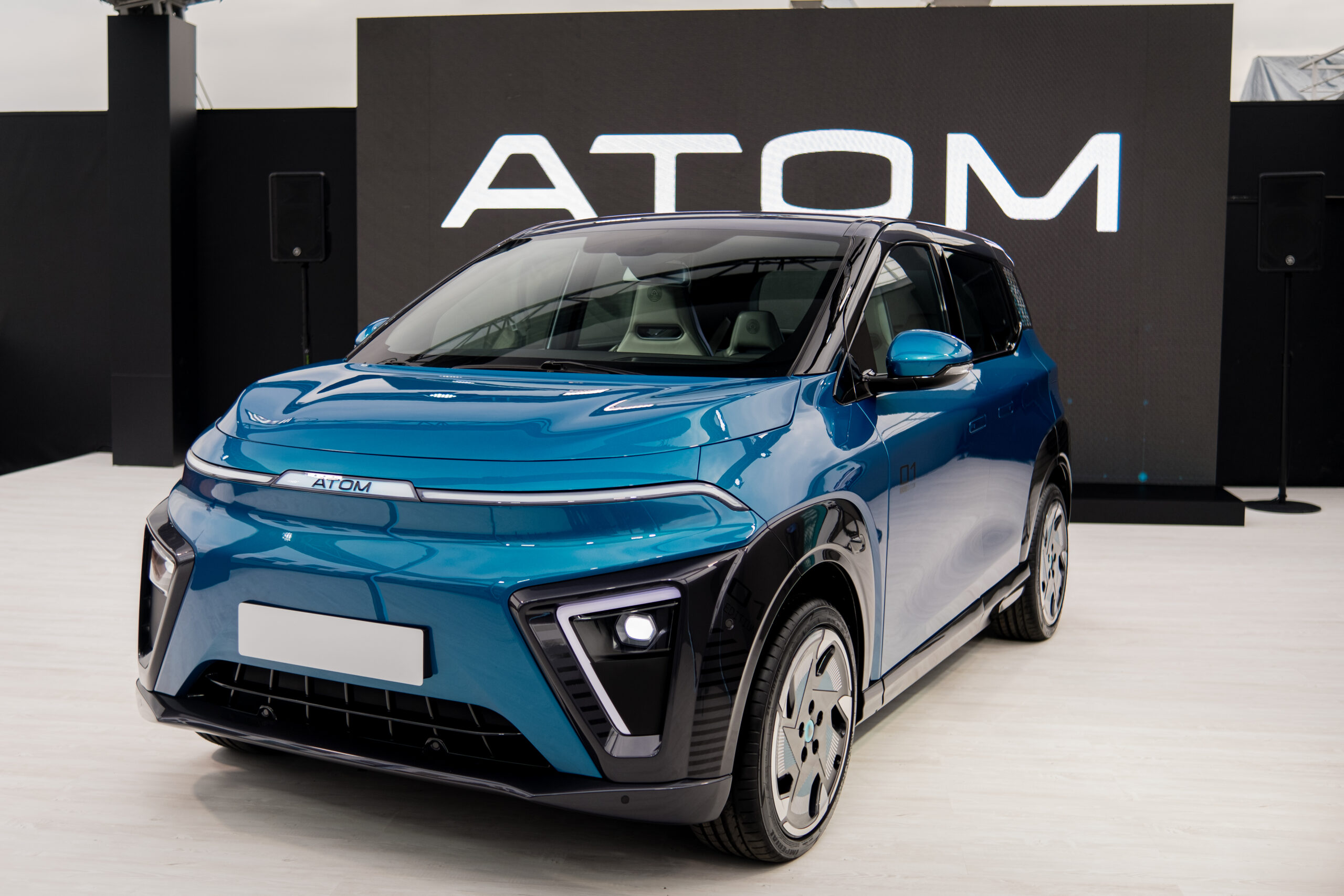 Подробнее о статье В Москве представили прототип российского электромобиля АТОМ