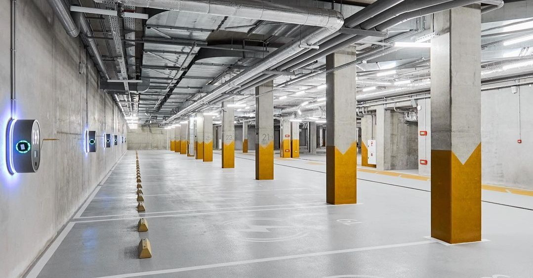 Подробнее о статье Как установить в подземном паркинге зарядную станцию для электромобиля
